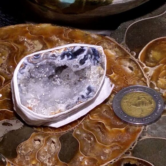 2 Inch Natural Polished Quartz Druzy Geode Half - Picture 1 of 3